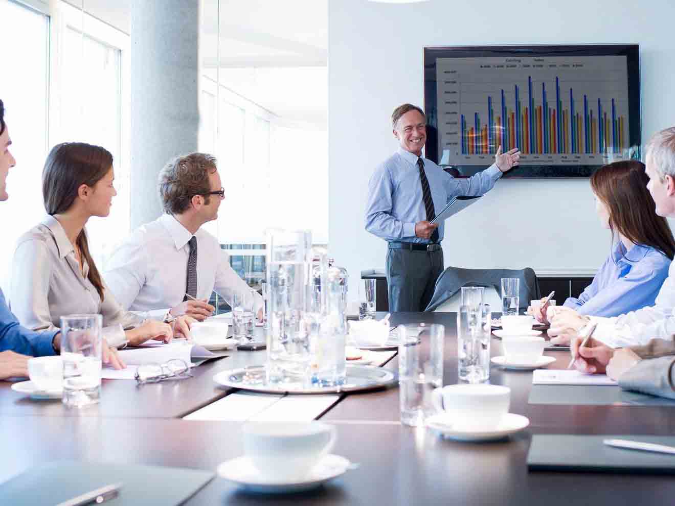 Financial Managers Mean income: $139,720<br />Projected employment growth: 19 percent